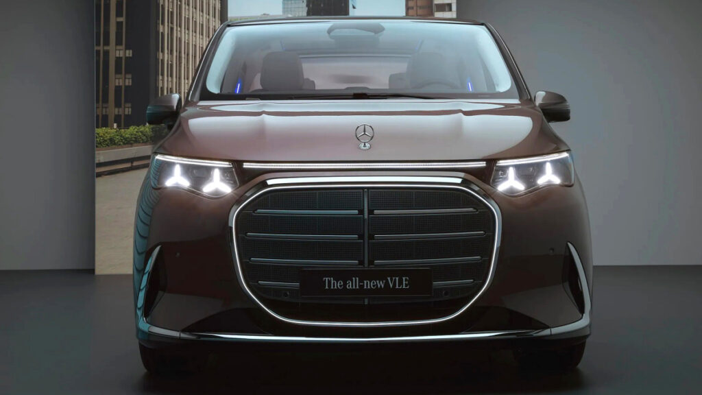 mercedes-benz-vle-electric-van-700km-31inch-screen (2)