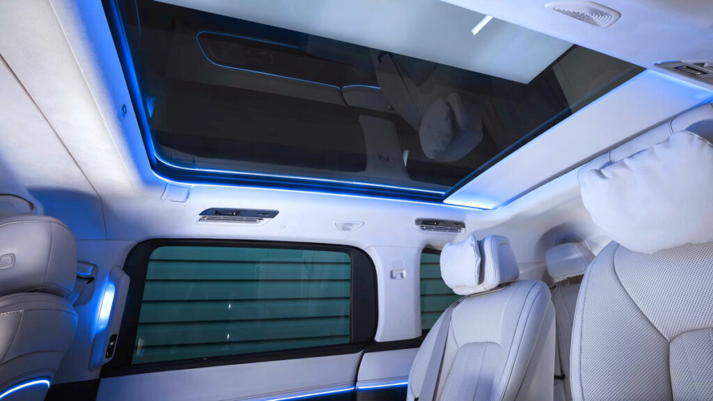 mercedes-benz-vle-electric-van-700km-31inch-screen (5)