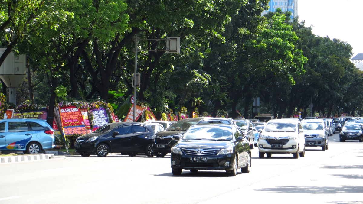 middle-east-war-southeast-asia-ev-surge (1)