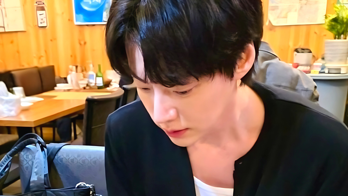 Actor Ahn Jae Hyun Bed Scene Bulk Up (3)