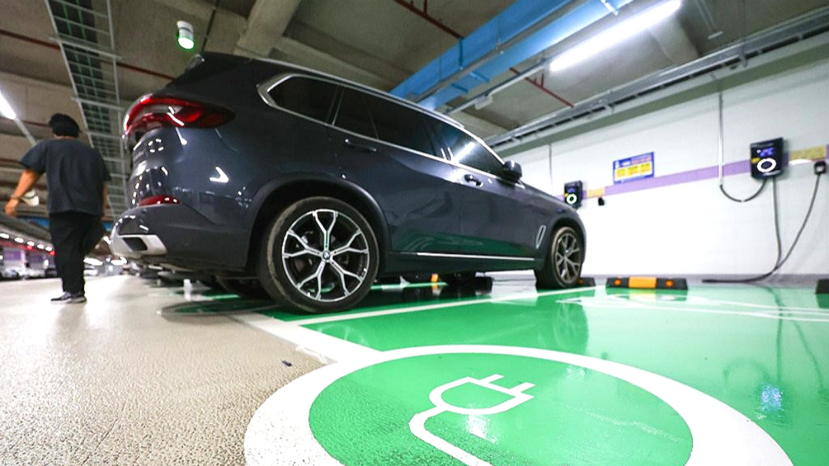 ev-subsidy-depletion-crisis-2026-q1-record-sales (2)