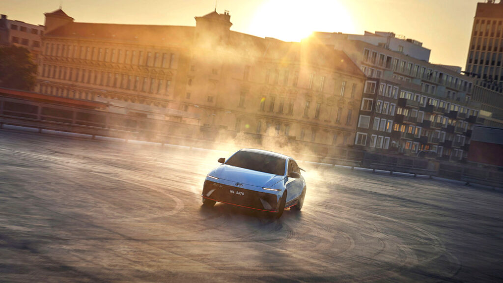 ioniq-6-n-world-performance-car-2026-world-car-awards (3)