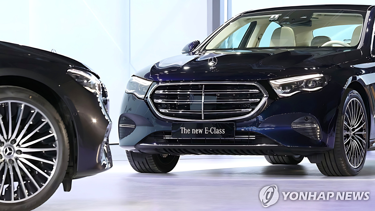 mercedes-benz-retail-of-the-future-korea-launch (3)