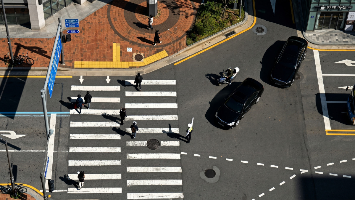 교차로 우회전 첫 번째 횡단보도