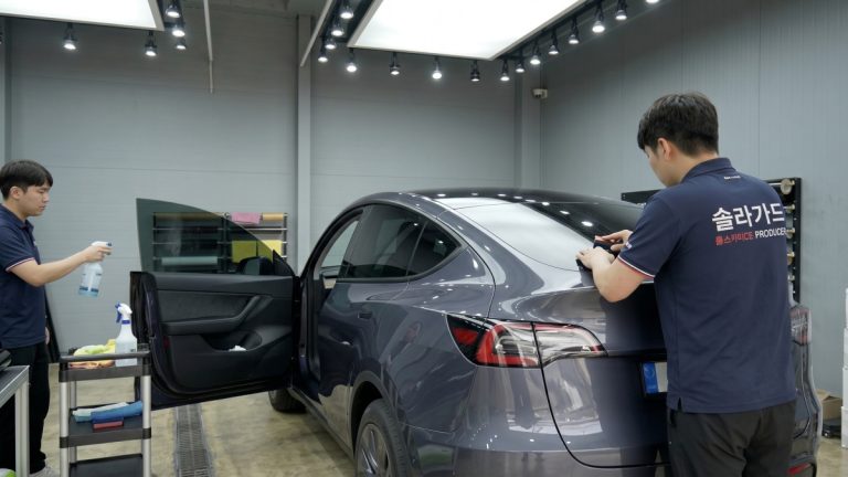 tesla-model-y-juniper-window-tint-recommend (1)